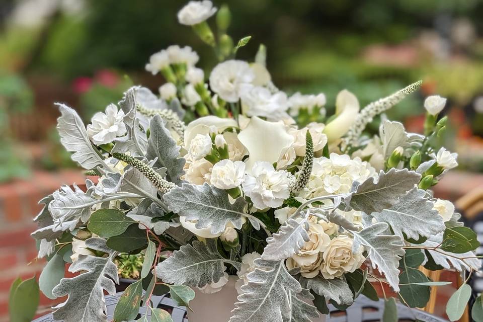 Medium Centerpiece