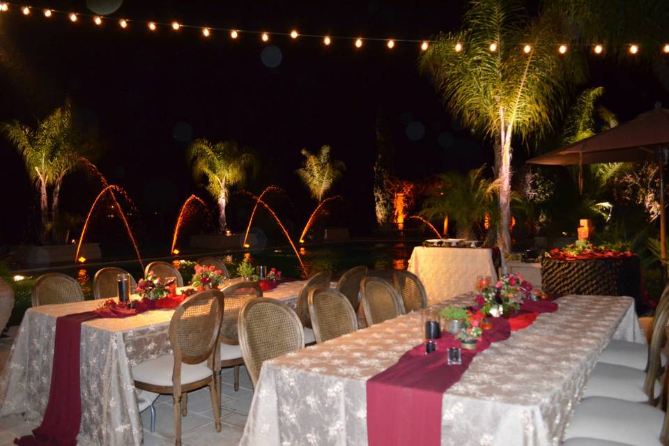 Table with centerpieces