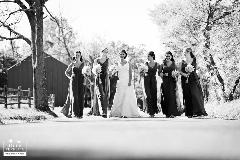 Best Friends and Bridesmaids - Perfette Photography