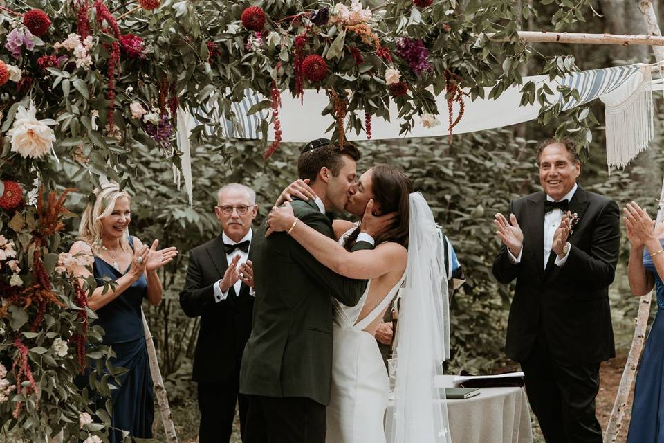 Flanagan Farm ceremony chuppah