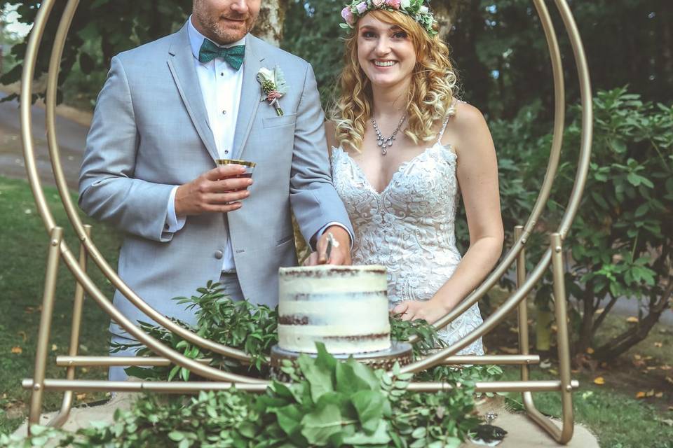 Bride and groom with cake