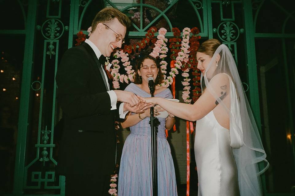 Milke and Roses wedding