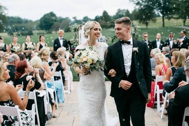 Country club wedding ceremony