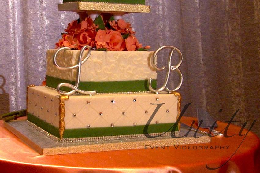 Lovely cake by Party Flavors.