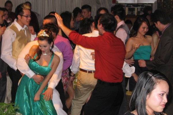 The Bride and Groom rockin' the dance floor!