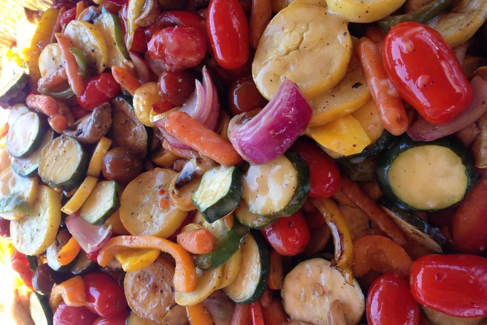 Fire-grilled vegetable medley