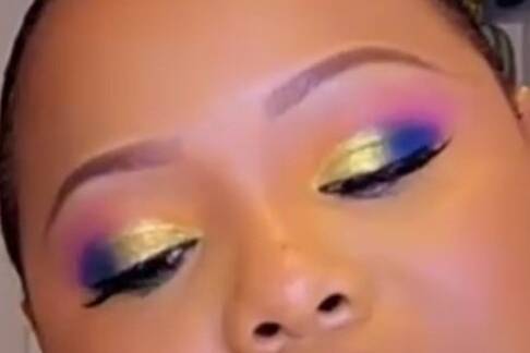 FULL GLAM COLORFUL EYE SHADOW