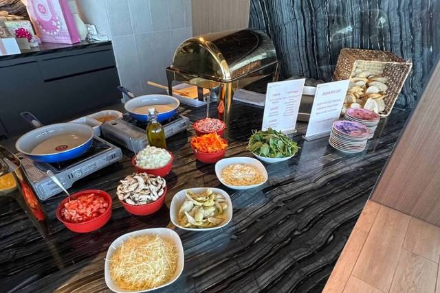Pasta live cooking station