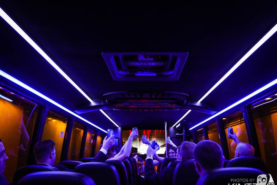 Luxury 32 Passenger Minibus