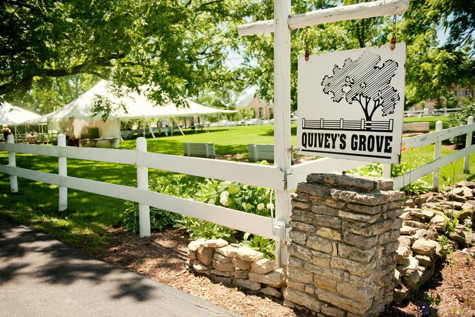 Entrance of Quivey's Grove