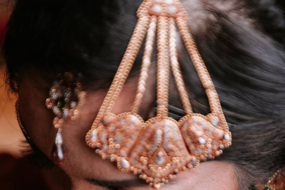Close up of brides's naath