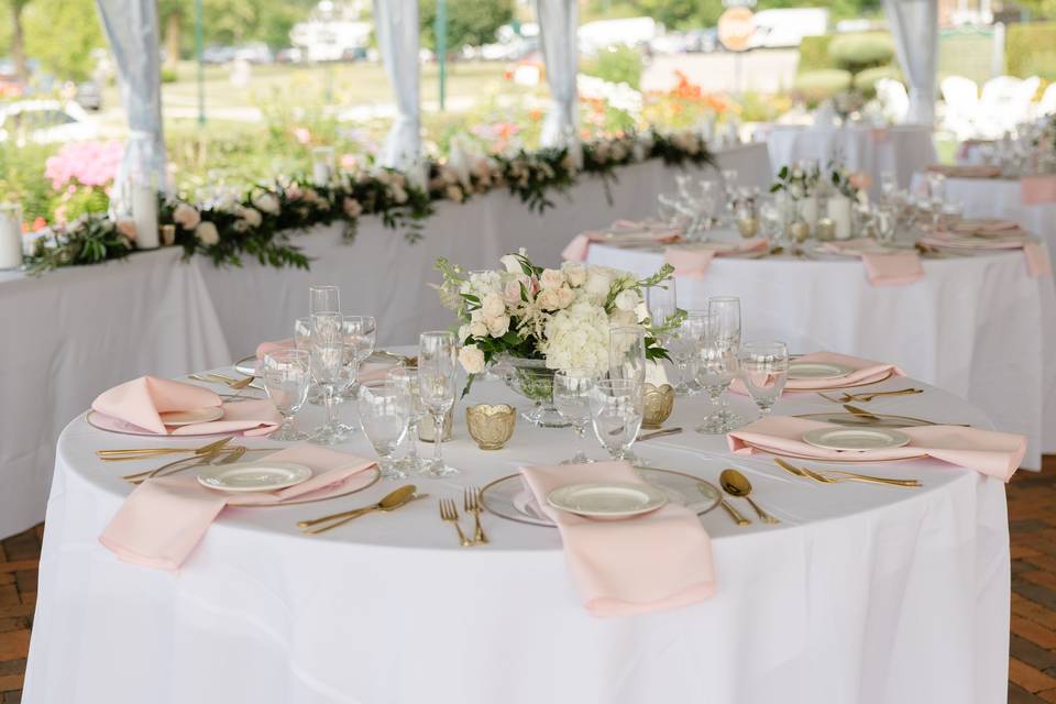 Rose Garden Veranda Head Table