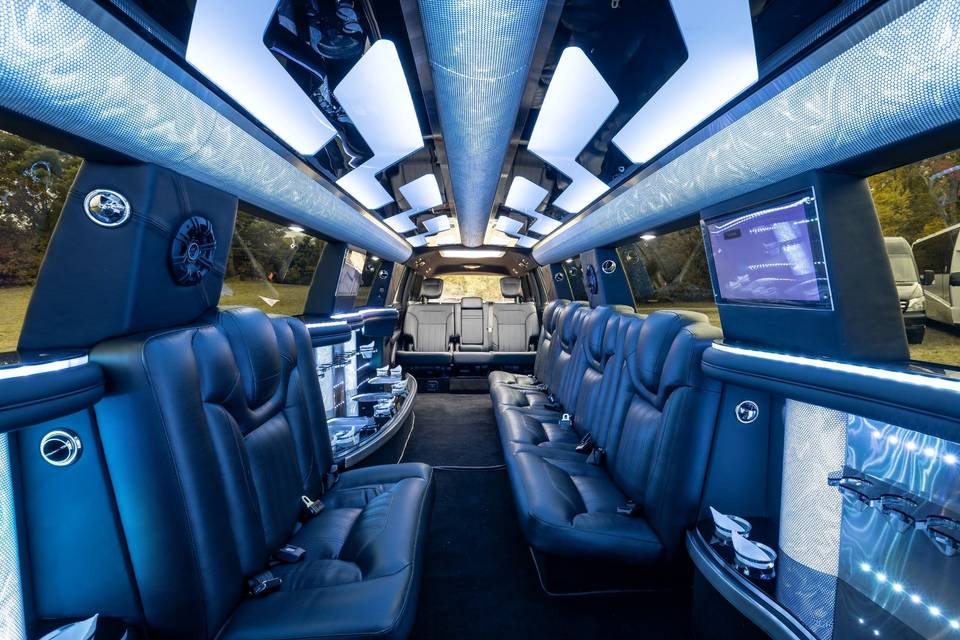 Mercedes GLS Limo Interior