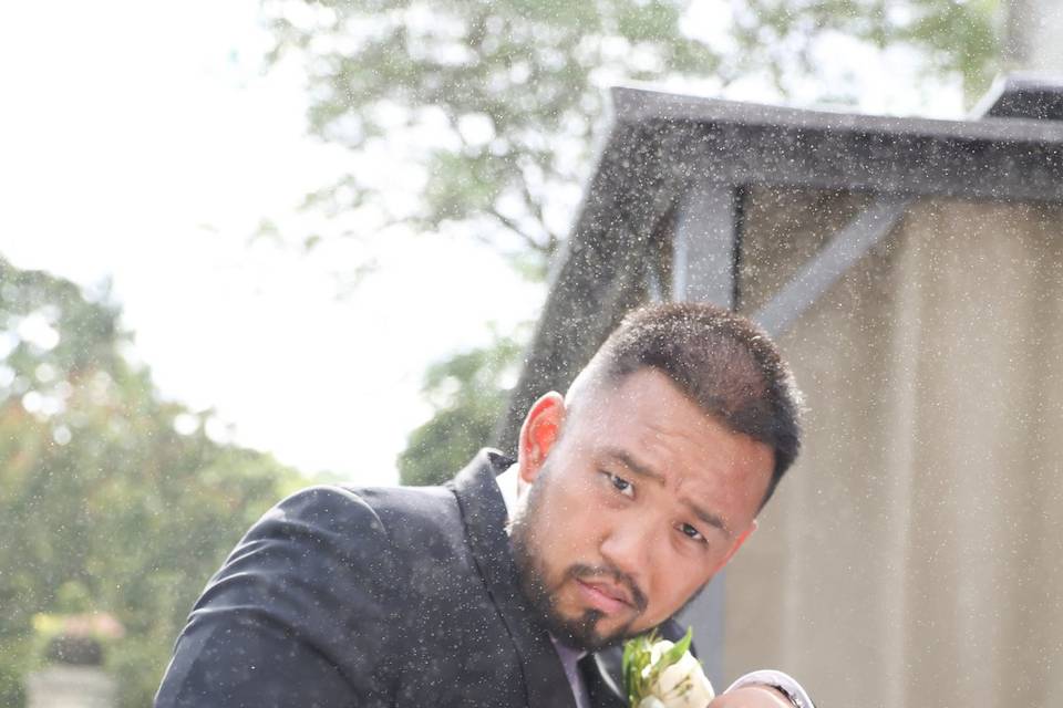 Groomsman to the Rescue