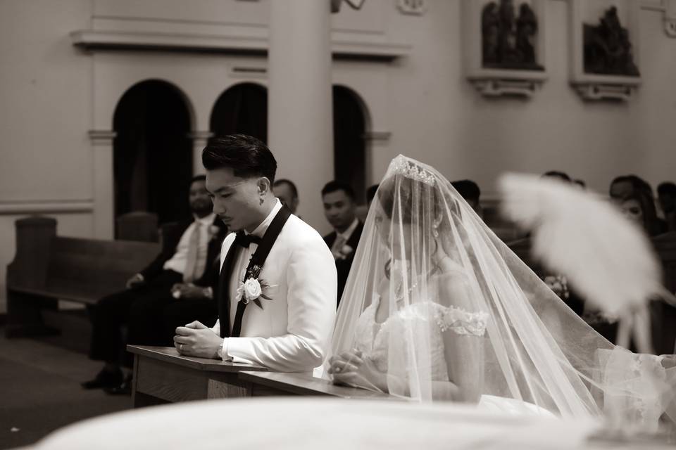 B&W Ceremony
