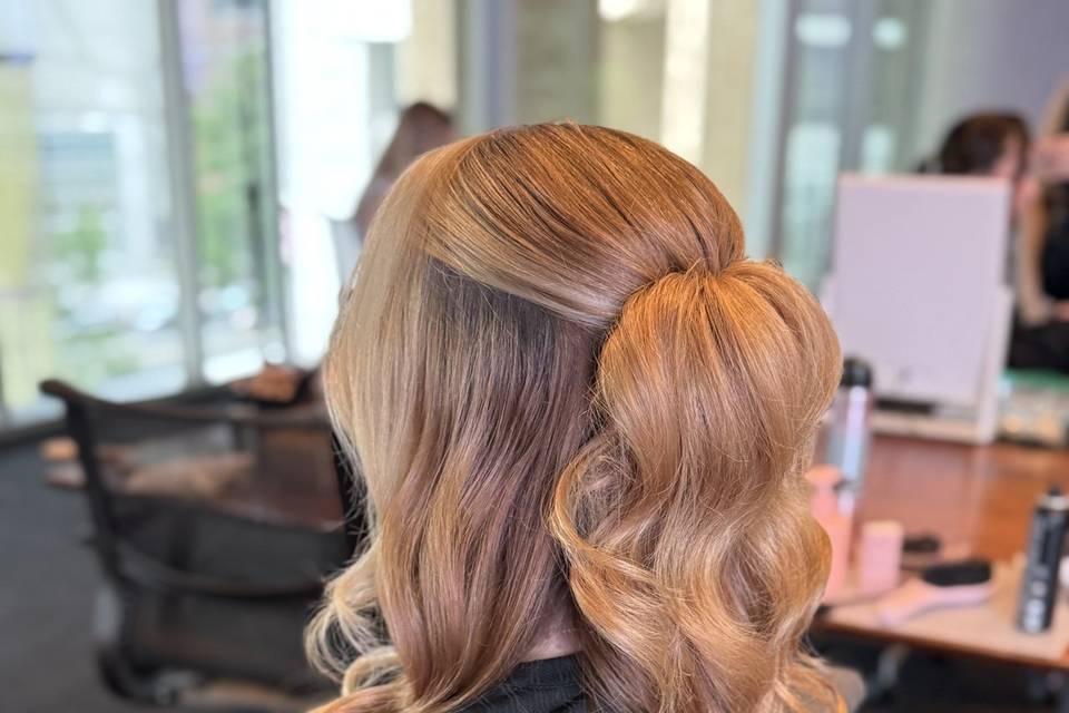 Flip Pony Half Up