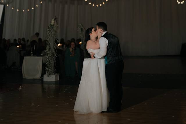 Arena Weddings