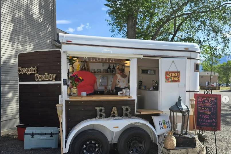Cowgirl Up Mobile Bar
