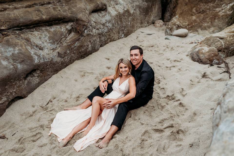 BEACH ENGAGEMENT SESSION