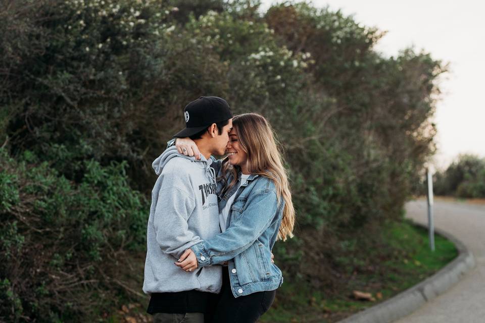 SKATEBOARDING COUPLES SESSION