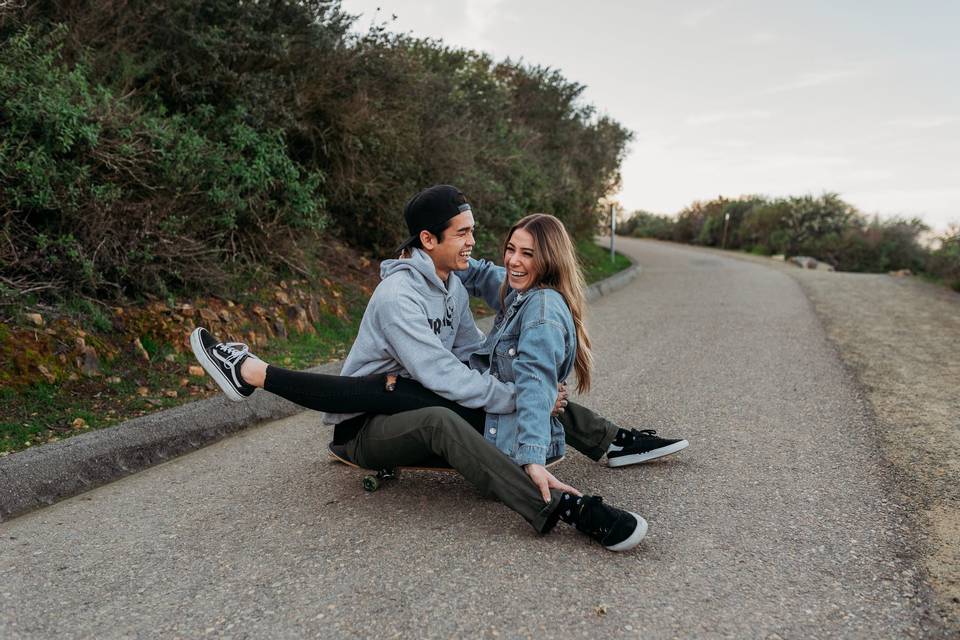 SKATEBOARDING COUPLES SESSION