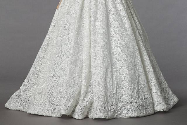 Kleinfeld Bridal - Dress & Attire - New York, NY - WeddingWire