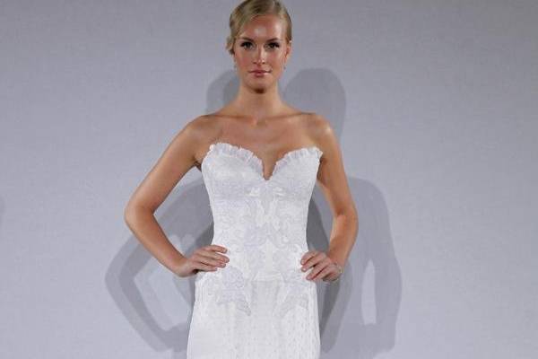 Mark Zunino MZBS1218
Point d'esprit over satin backed crepe gown with French corded lace appliqueed onto flounce of skirt