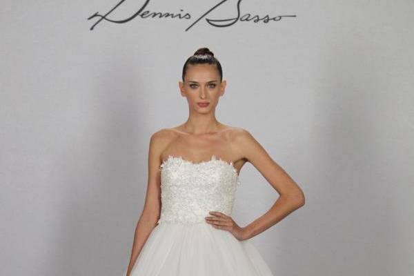 Dennis Basso 1136
Strapless A-line gown in lace and tulle