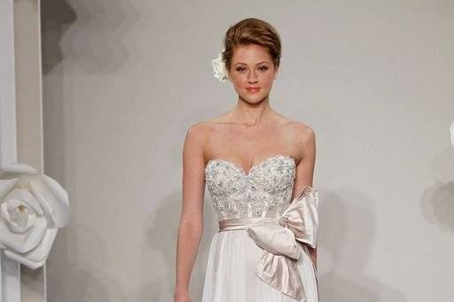 PNINA TORNAI
Sweetheart A-line Gown in Silk Chiffon