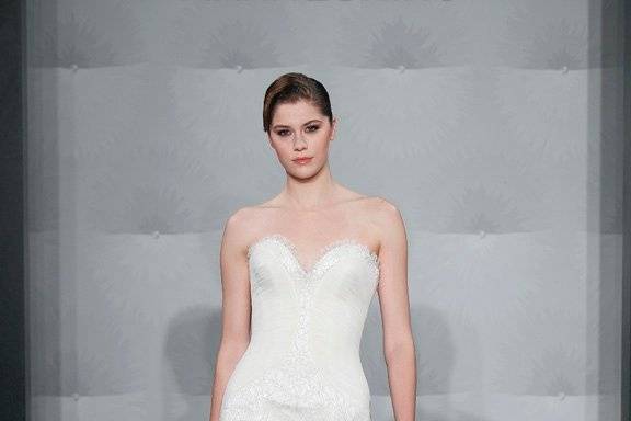 MARK ZUNINO
Sweetheart Mermaid Gown in Silk Chiffon