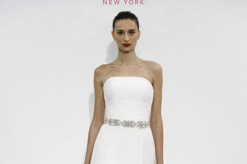 Strapless A-Line Gown in Organza
Style Number:32635617
This a-line gown features a strapless neckline with a natural waist in organza. It has a chapel train. This gown is Exclusive to Kleinfeld Bridal.