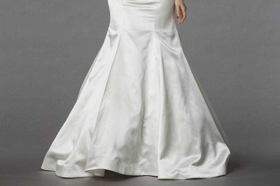 Danielle Caprese for Kleinfeld	Style	113061	<br>	Off white, bateau neckline satin fit and flare