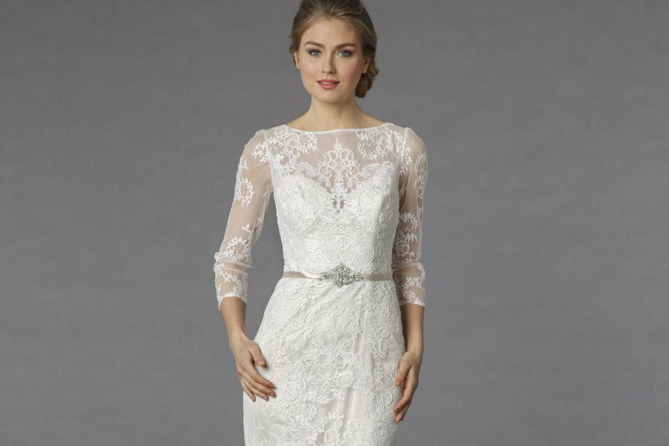 Danielle Caprese for Kleinfeld	Style	113062	<br>	Off White, lace  3/4 length sleeve fit and flare