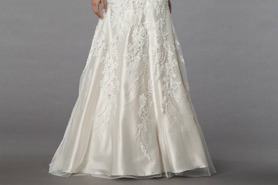 Danielle Caprese for Kleinfeld	Style	113067	<br>	Off White, beaded fit and flare
