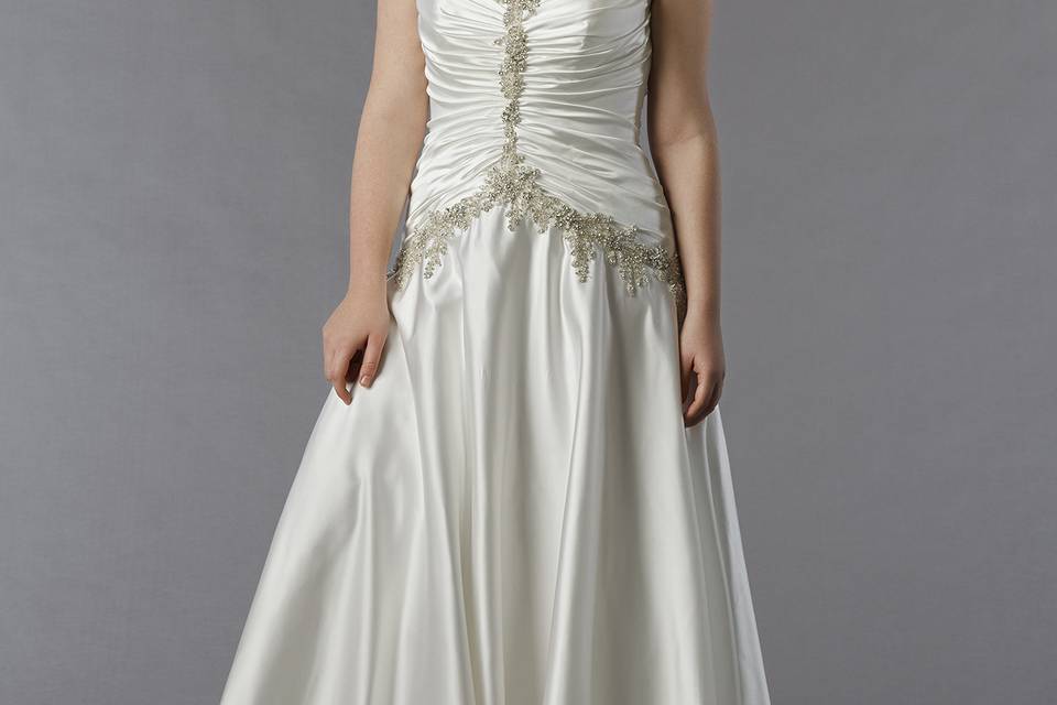 Dina Davos for Kleinfeld	Style	KW100	<br>	Off White, tip of the shoulder beaded A-line