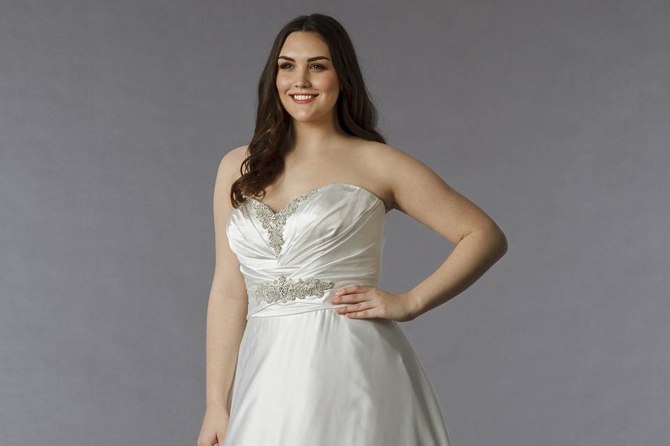 Dina Davos for Kleinfeld	Style	KW112	<br>	Off White, satin A-line