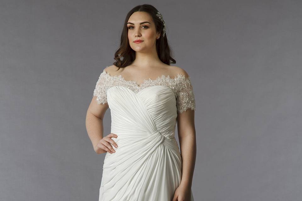 Dina Davos for Kleinfeld	Style	KW115	<br>	Off White, tip of the shoulder silk A-line