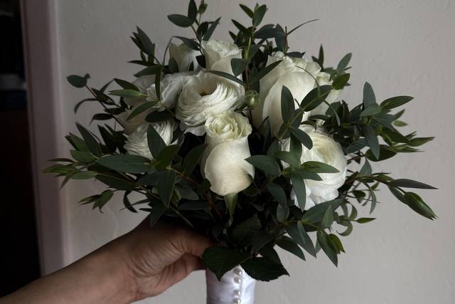 White Florals & Greens