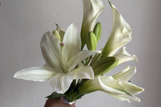 Lily Bouquet
