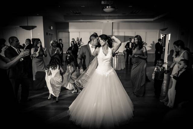 I was hired to capture this couples wedding in Orlando, Florida. I offer elegant engagement and wedding photography throughout Florida and Puerto Rico. I am a destination wedding photographer and travel throughout the United States, USVI, and Puerto Rico