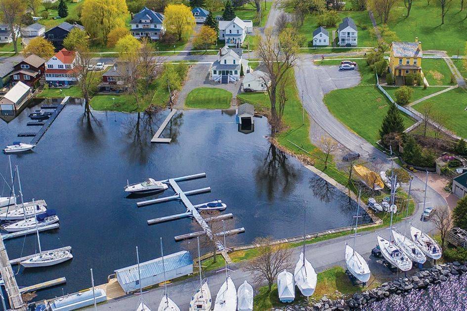 Harbor House Inn