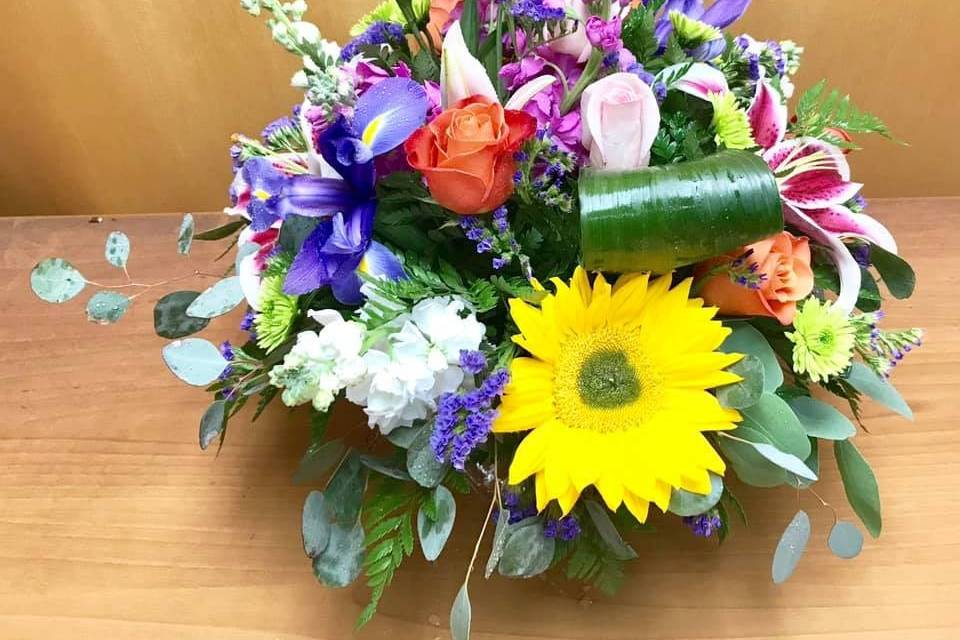 Birthday Bright Woodstock Flowers and Gifts - Best Woodstock GA Florist