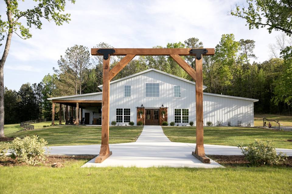 Outdoor ceremony