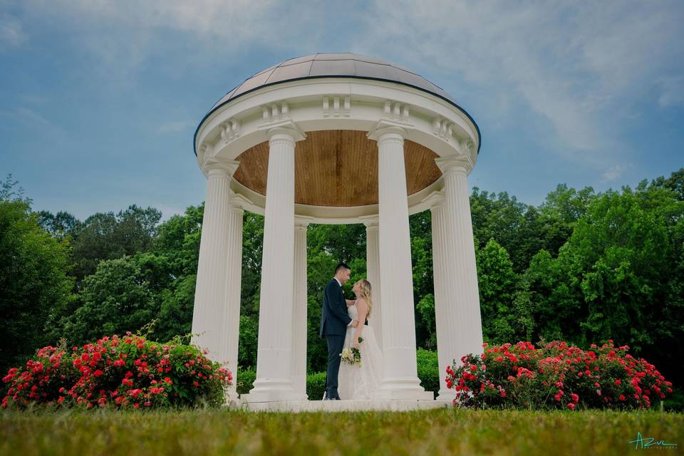 The Valora Oak Estate