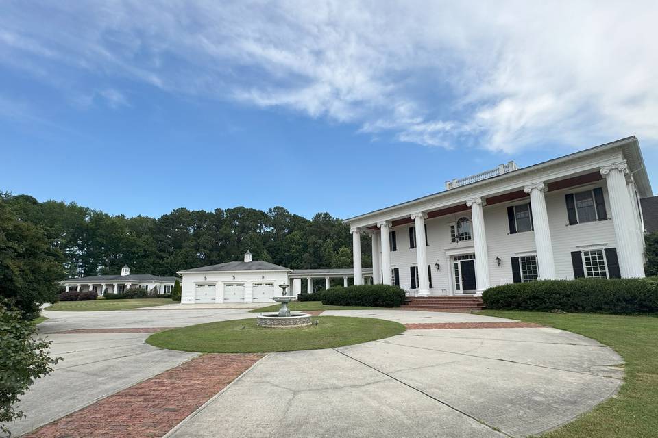 The Valora Oak Estate