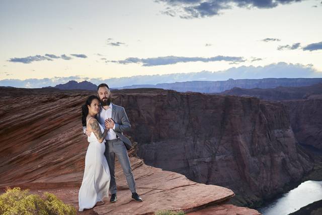 Elopement in northern Arizona.