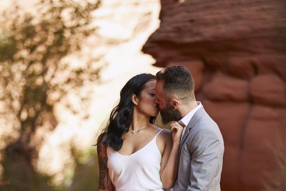 Elopement in northern Arizona.