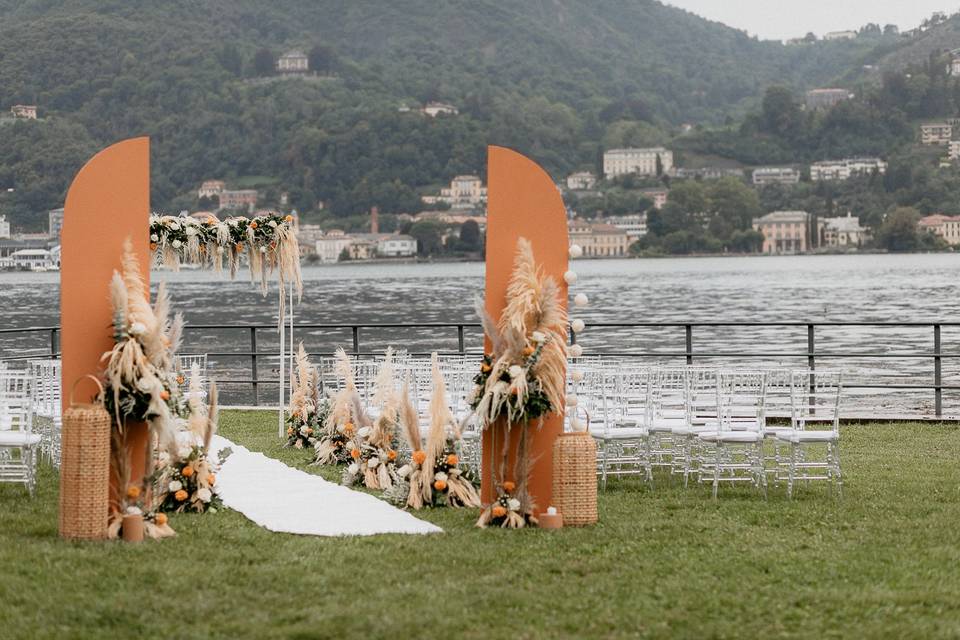 Wedding ceremony lake Como