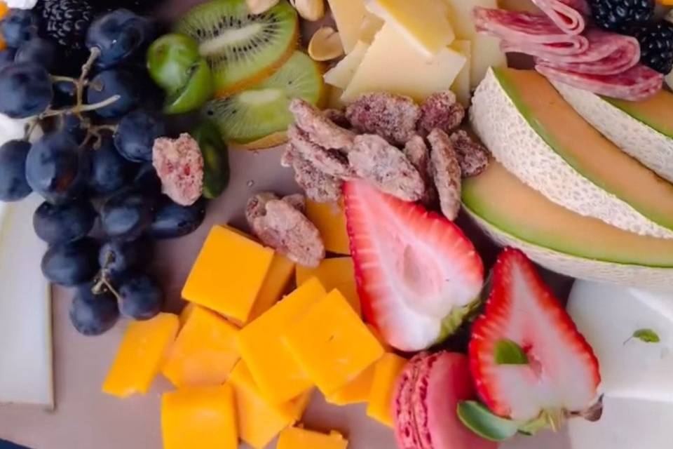 Flat lay grazing 100 guest