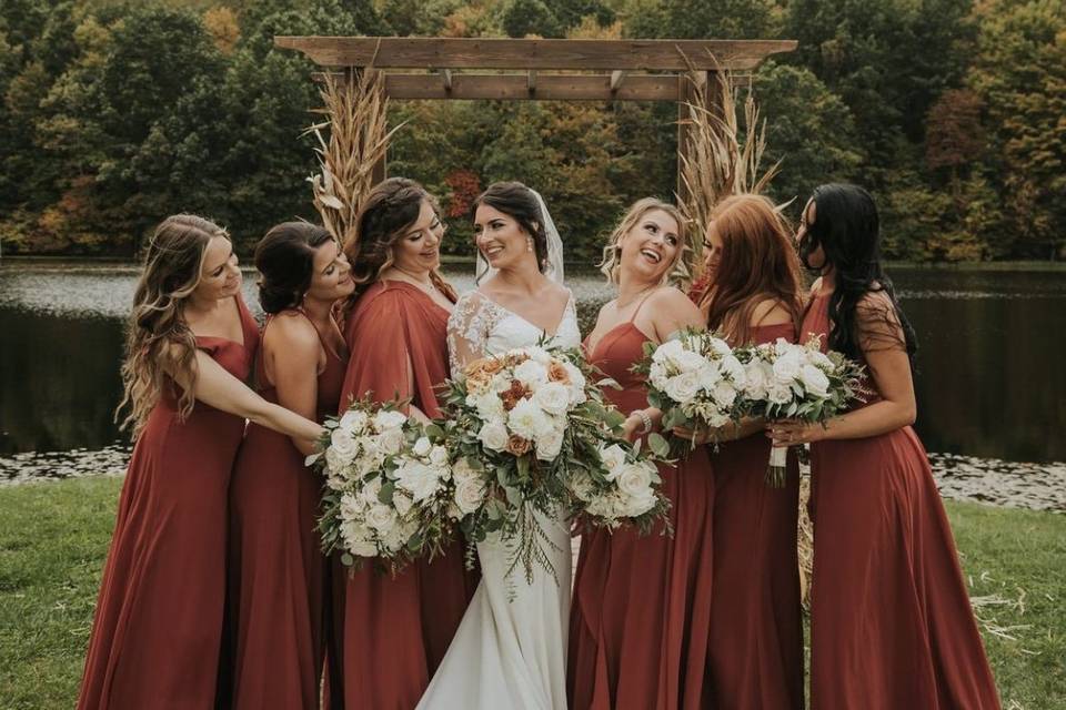 Kim & her bridesmaids